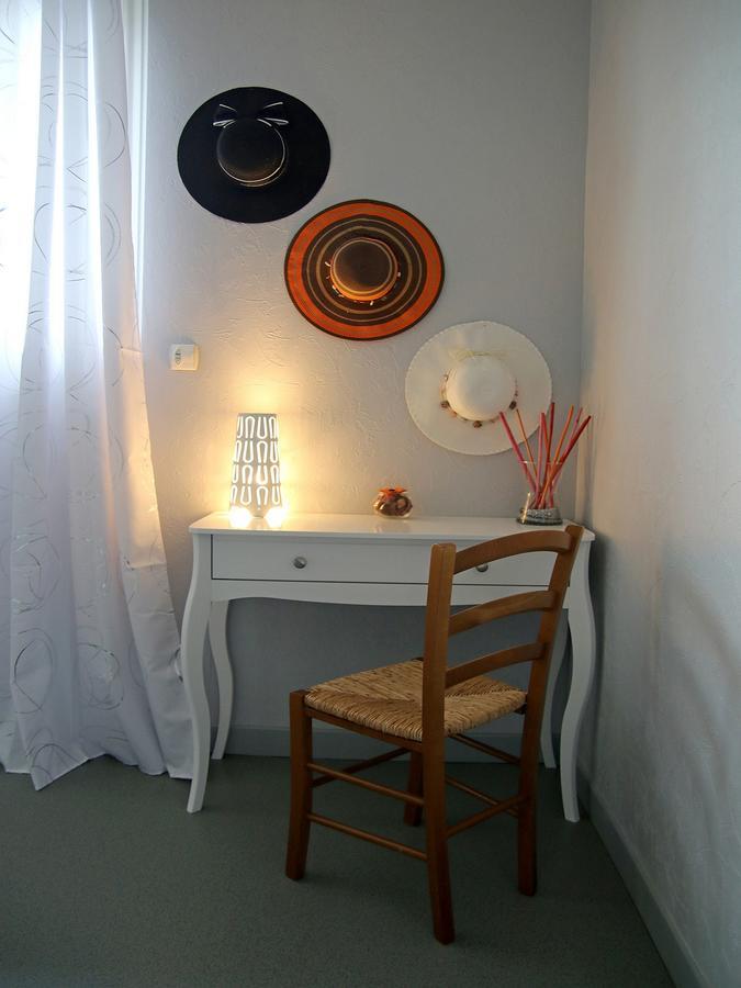 Le Grand Val Bed & Breakfast Lavastrie Bagian luar foto