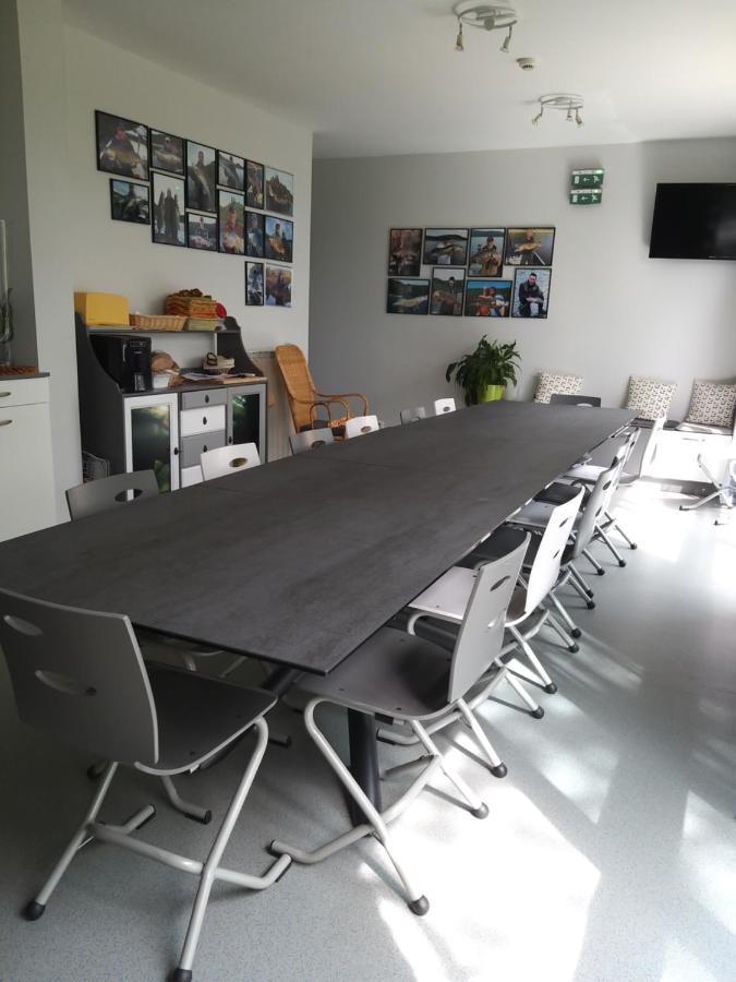 Le Grand Val Bed & Breakfast Lavastrie Bagian luar foto